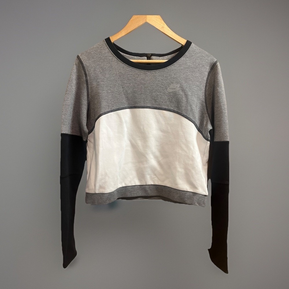 Nike Women's L Colorblock Cropped Sweatshirt Black Gray Thumb Holes Long Sleeve